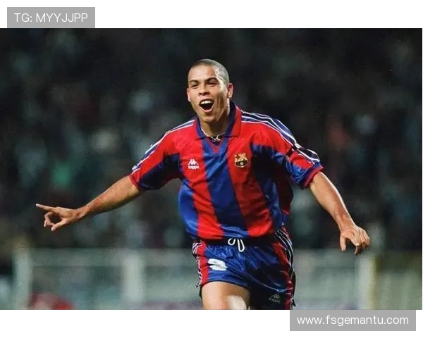 全球足球明星排行榜哪些球员在历史上最具影响力和知名度