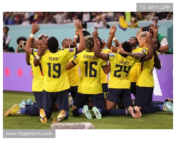 众足球明星挥别卡塔尔世界杯留下的辉煌瞬间与感人回忆