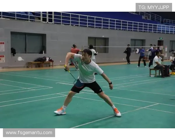 全国锦标赛回顾:北京羽毛球队默契配合展现出色团队精神与竞技水平 全国锦标赛回顾:北京羽毛球队默契配合展现出色团队精神与竞技水平